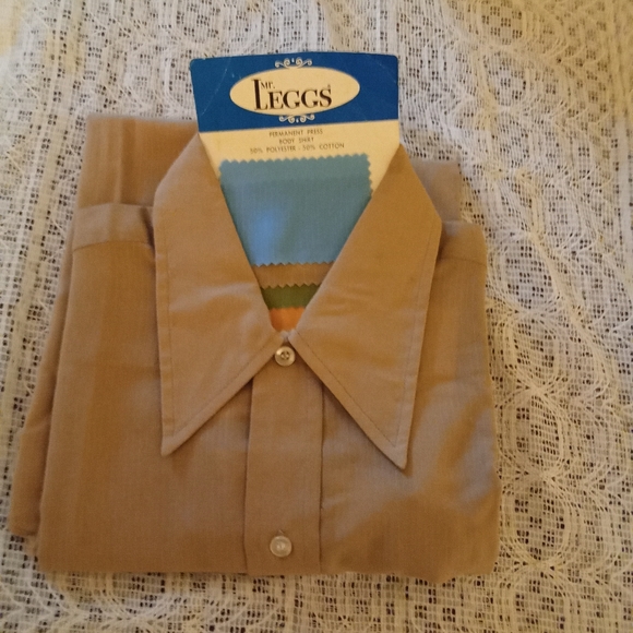 Deadstock 1960s mens small Mr leggs button up shirt. With factory cloth sample's - Picture 1 of 3
